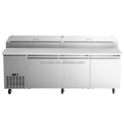 China Commercial Restaurant Under Counter Refrigerators Fridge Table Sandwich Pizza Prep Table Freezer Display Salad Bar Counter for sale