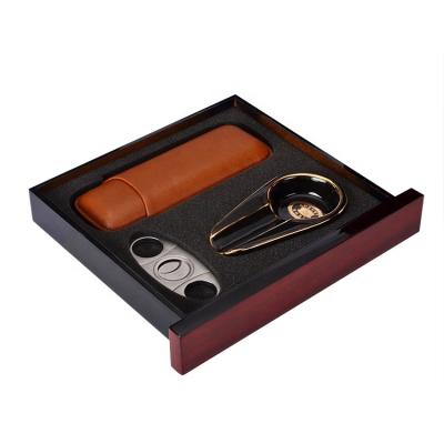 China High-end; Convenient Furen Customized Deluxe Humidor Matches Cigar Accessories Cigar Cutter Gift Sets For Cigarette Lover for sale