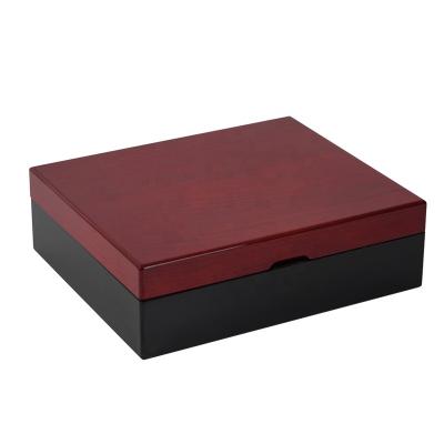 China Eco-Freindly Solid Wood Paint Mahogany Wooden Box Lock Belt Bright Household Sundries Storage for sale