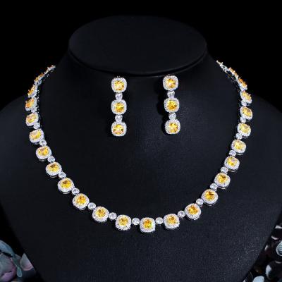 China Super Shiny Yellow Zircon Stone Square Necklace Sparkle Bridal Jewelry Sets Banquet Luxury Wedding Accessories for sale