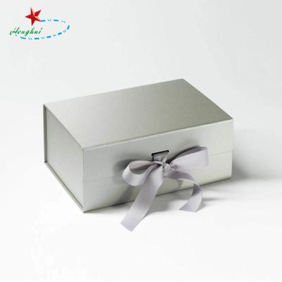 China Recycled Materials Logo Rose Cardboard Gift Box Custom Packaging Gift for sale