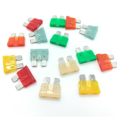 China Wholesale Durable Factory Low Profile Mini Blade Fuse Safety Automotive Standard Plug In Fuse for sale