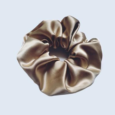 China Dating Amazon Tending 2021 4 Oversized Logo Scrunchie Hair Accessories Custom Made 100% Pure Silk 30 momme Silk Scrunchies for Girls Women for sale