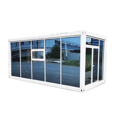 中国 New Designed Luxury 20/40ft 3/4/5 Bedrooms Container House Prefabricated Homes With Glass Screen Wall 販売のため