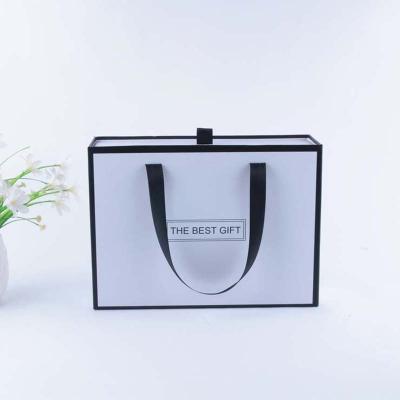 China China Custom Cosmetic Boxes Recycled Materials Korean Size Paper Box for sale