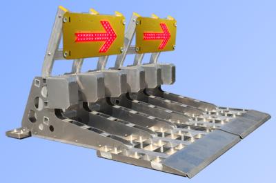 중국 녹슬지 않는 1894 밀리미터 길이 금속 도로 장애물 판매용