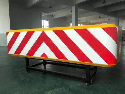 China Collapsible 2.0-4.0t Attenuator Truck Crash Anti Collision for sale