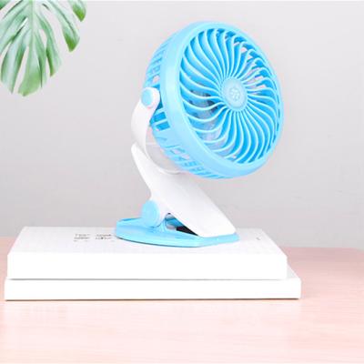 China 360 Degree Rotation 2022 USB Fan Clip Table Small Size 18650 Rechargeable Battery New 360 Degree Rotation For Office Gifts for sale