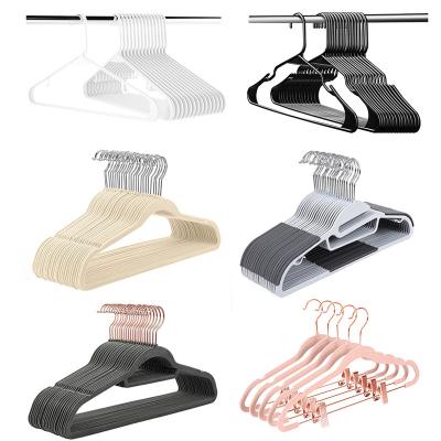 China Modern Durable And Thin Standard Lightweight Cheap Space Saving Plastic Clothes Hanger for sale