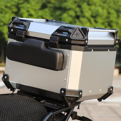 China Motorcycle Luggage System SHENGLIN Motorbike Side Pizza Insulated Delivery Box For X5 Scooter High Quality for sale