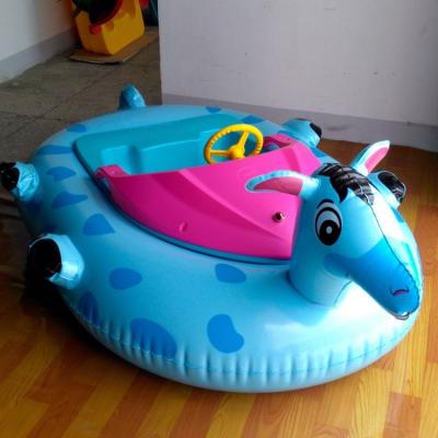 China Beautiful Animal Aqua Bumper Boats / Remote Control Bumper Boats Long Life for sale