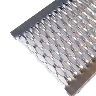 China Anti-Slip Resistance Diamond Hole Serrated Perforated Walkway Metal Plank Grip Strut Perforated Grate for sale