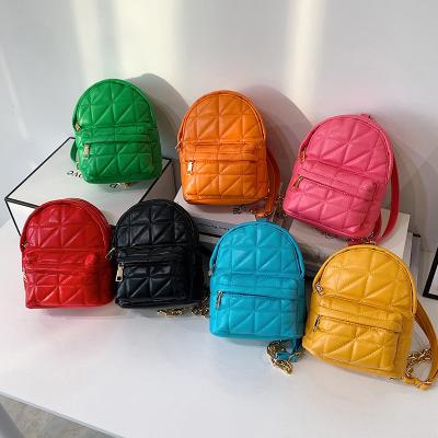 China Lingge Daily Wholesale Red Popular Foreign Mesh Pocket Air Chest Coin Purse Backpack Women Backpack for sale