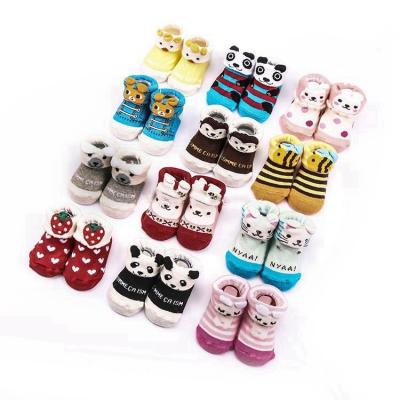 China OEM QUICK DRY cotton knitted to customize custom made kids embroidery socks custom logo for sale