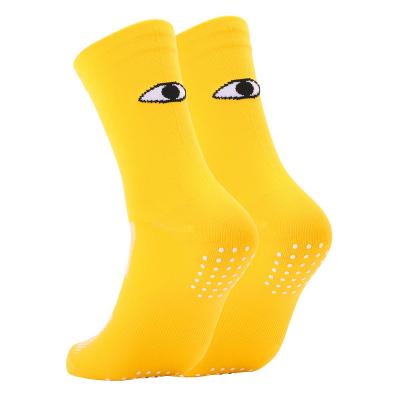 China Breathable Medium Tube Socks Outdoor Climbing Sports Cycling Non-Slip, Breathable And Wear-Resistant for sale