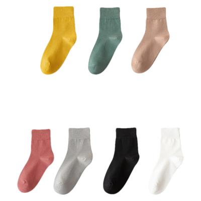 China Breathable Ready To Ship Modern Custom Combed Colorful Printed Cotton Yarn Summer Women Socks Crew Socks Cotton Socks for sale