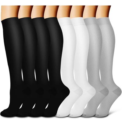 China Wholesale Breathable Anti Slip Basketball Football Socks Crew Logo Sport Athletic Compression Grip Custom Football Boots Mens for sale