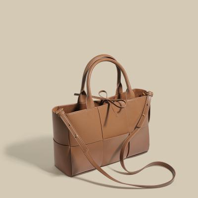 China New Fashion PORTABLE Custom Women Leather Tote Bag Designer Handbags Famous Brands Tote Bag Purse And Handbags for sale