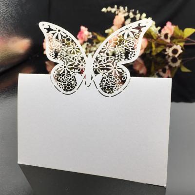 China Hot Sale Color Butterfly Z174 White Wedding Favors Wedding Decorations Table Card Laser Cut Seat Card Place Name Card H51 for sale