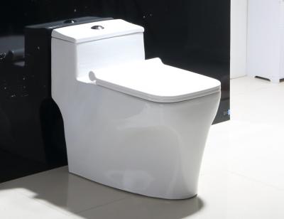 China Terug naar muur Badkamer Dual Flush randloos toilet op de vloer gemonteerd Te koop