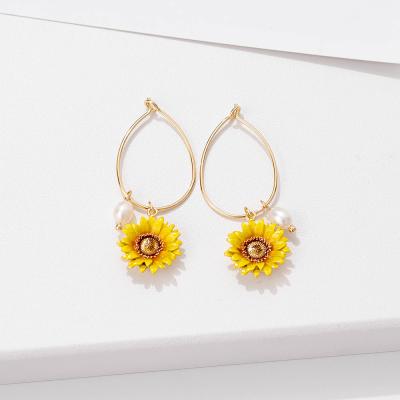 China BOHEMIA Sunflower Freshwater Pearl Daily Fashion Circle Earrings For Women Jewelry for sale