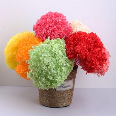 China Shop decoration home manufacturer wedding direct sale and leaf wholesale high quality small hydrangea dry flower bouquet for sale