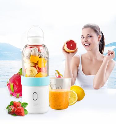 China Household Portable Juicer Blender , 150W Electric Fruit Shake N Take Juice Blender for sale