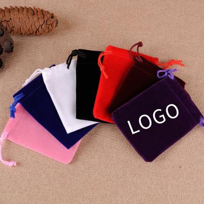 China Mini Small Velvet Gift Jewelry Bag Brooch Packaging Bag Mini Small Velvet Pouch 2FZ-01339 for sale