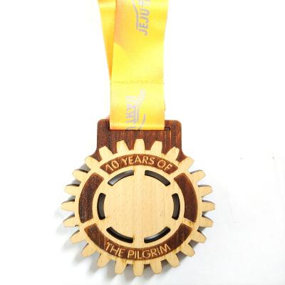 China Wholesale Custom Wooden Horse Medal China Non-profit Organizations Supplier Wooden Medal Holder and Wooden Medals Awards Plaque for sale