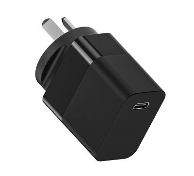 China USB C PD Schnellladegerät 5V 3A 9V 2.22A 12V 1.67A 18W 20W Qc 3.0 Laderausrüstung zu verkaufen