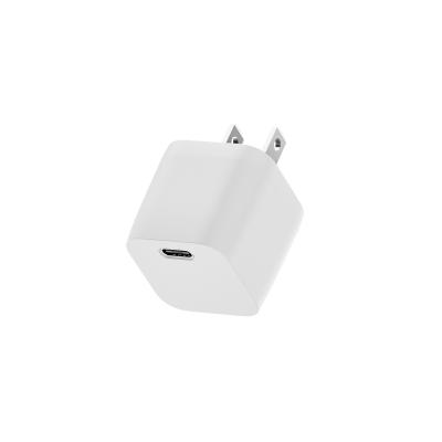 Chine Cube portable mini 30W Voyage PD chargeur rapide pour iPhone et iPad à vendre