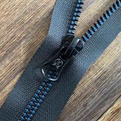 China TOPAZE #5 Reinforced High End Reinforced Stylish Plastic Garment Front Zipper Resin Jacket Zipper Open End Apparel Zippers Custom for sale