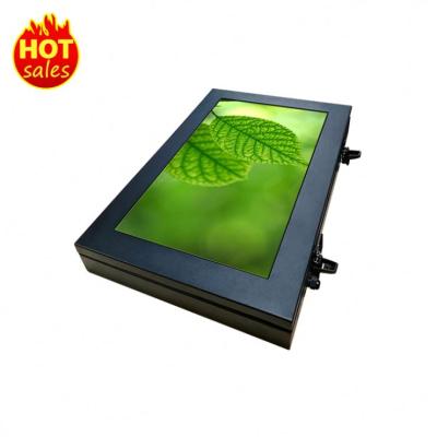 China Customized Outdoor Totem LCD Monitor Outdoor Advertising LCD Digital Signage Wall Mounted Screens for sale