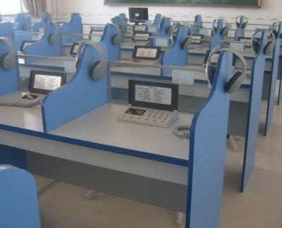 Chine École enseignant l'étudiant Desk de laboratoire de la parole de Tableau de salle de classe de multimédia de Funiture à vendre