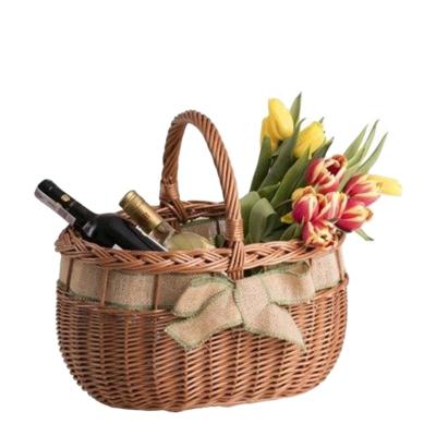 China Hot Selling Gift Storage Folding Wicker Basket With Fabric Fruit Basket With Handle Accept Customized for sale