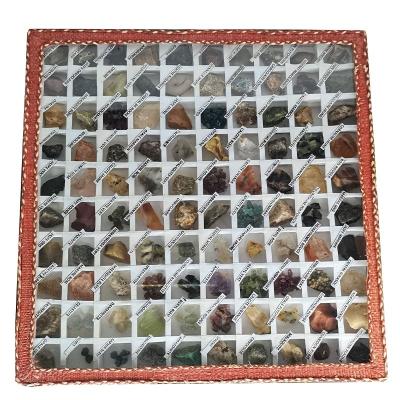 China China Wholesale Natural Raw Rock Crystal Quartz Gemstone Mineral Specimen Boxes On Sale for sale