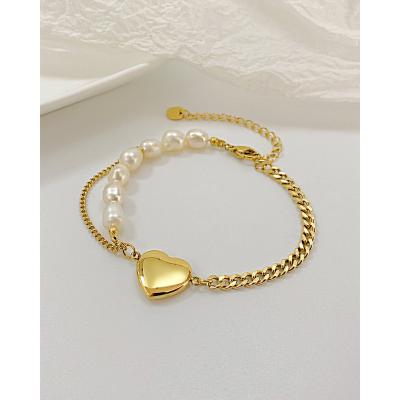 China European and American Popular New Fashion Vintage French Heart Titanium Bead Chain Top Sense Splicing Steel Bracelet For Women for sale