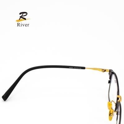 China High Quality Single Vision Optical Eyewear Frames Pure Titanium Stock Eyewear for sale