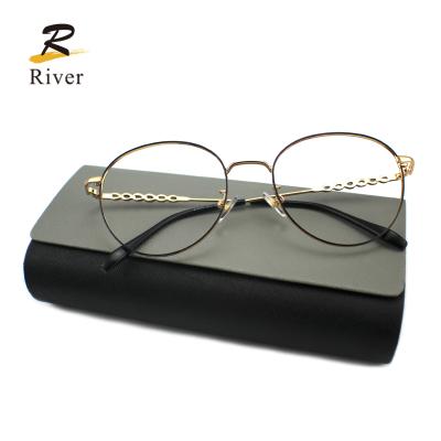 China Gorgeous Titanium Optical Glasses Diamond Anti Blue Light Blocking Glasses Frames for sale