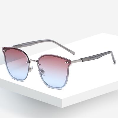 China 2021 Fashion Sunglasses Customized High Quality Women Retro Oversized Metal Gradient Square Polarized Shades UV400 Sunglasses for sale