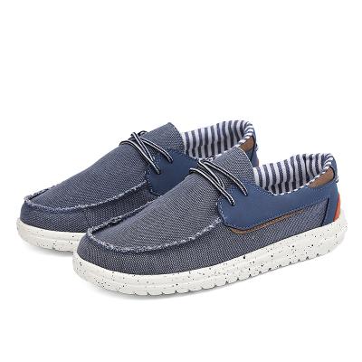 China Hot Fashion Trend Latest Comfortable Slip On Casual Boat Shoes For Men for sale