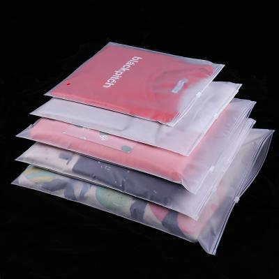 China Recyclable custom logo frosted plastic zip lock bag fabric tote bags clothing zipper bag for sale