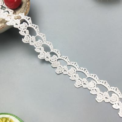 China 2021 water soluble new design flower border trim for garment accessories dress trim white polyester lace trim for sale