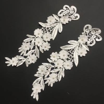 China 2021 Viable Wholesale High Quality Hot Selling Ribbon Flowers Applique White Lace Embroidery Lace Fabrics For Women for sale