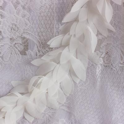 China Viable Chiffon Band Ribbon Ruffle Lace Up Pleated Chiffon Lace Trim Flower Collar Garment Skirt Accessories Pleated Lace Fabric for sale