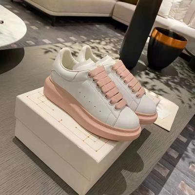 China 2021 Light Logo Customized Women's Fashion Sneakers Athletic Shoes Tennis Walking Shoes for sale