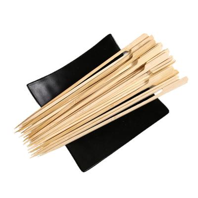 China El pincho de bambú de la paleta de madera de la barbacoa pega la categoría alimenticia disponible del 18CM para la parrilla en venta