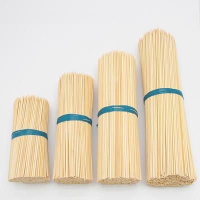 中国 15-50cm Disposable BBQ Skewers A AB Grade Round Bamboo Sticks 販売のため