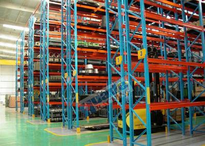 Κίνα Galvanized Heavy Duty Industrial Racking Q345 Steel Pallet Shelving προς πώληση