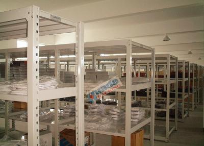 China Universal Q195 Slotted Angle Steel Racks Long Span Shelf 200 Kg Per Level for sale